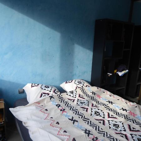 Chambre Dans Un Appartement Annecy Gare-Centre Ngoại thất bức ảnh