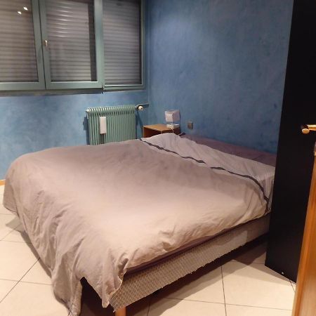 Chambre Dans Un Appartement Annecy Gare-Centre Ngoại thất bức ảnh